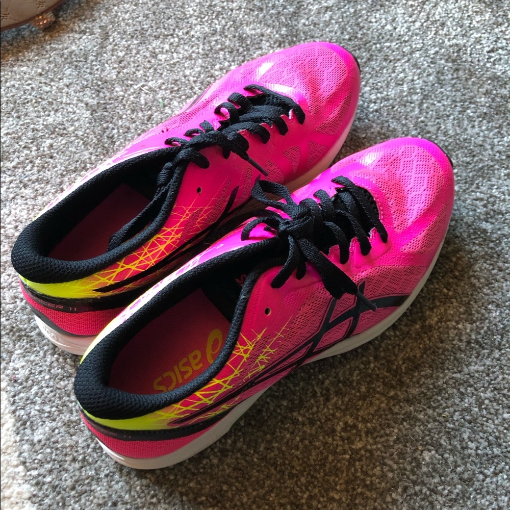 Brand new ASICS Gel DS-racer running sneakers